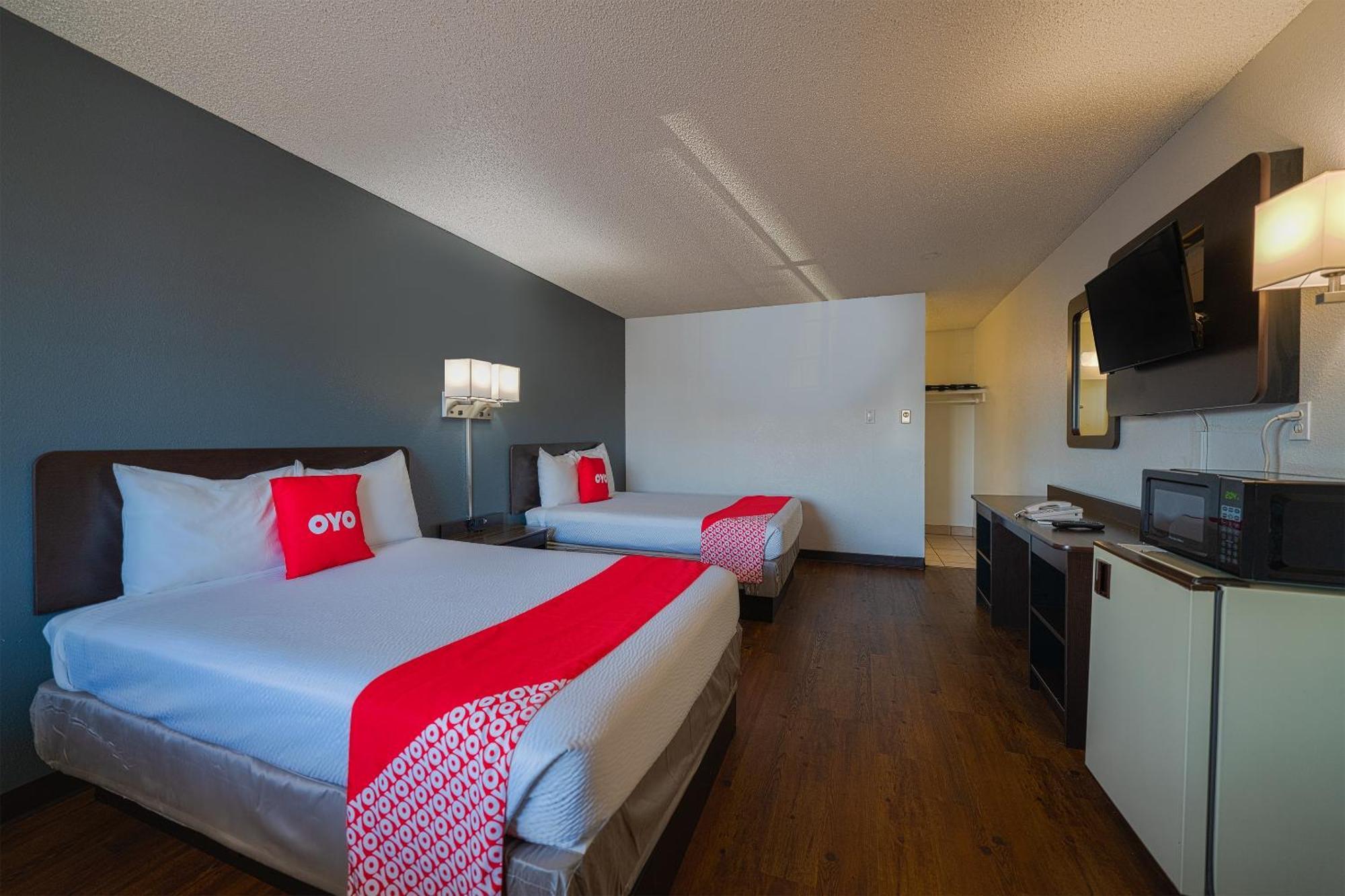 Oyo Hotel St Helens Or Сент-Хеленс Экстерьер фото