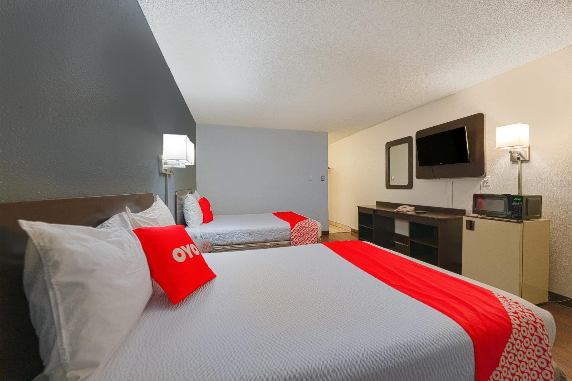 Oyo Hotel St Helens Or Сент-Хеленс Экстерьер фото