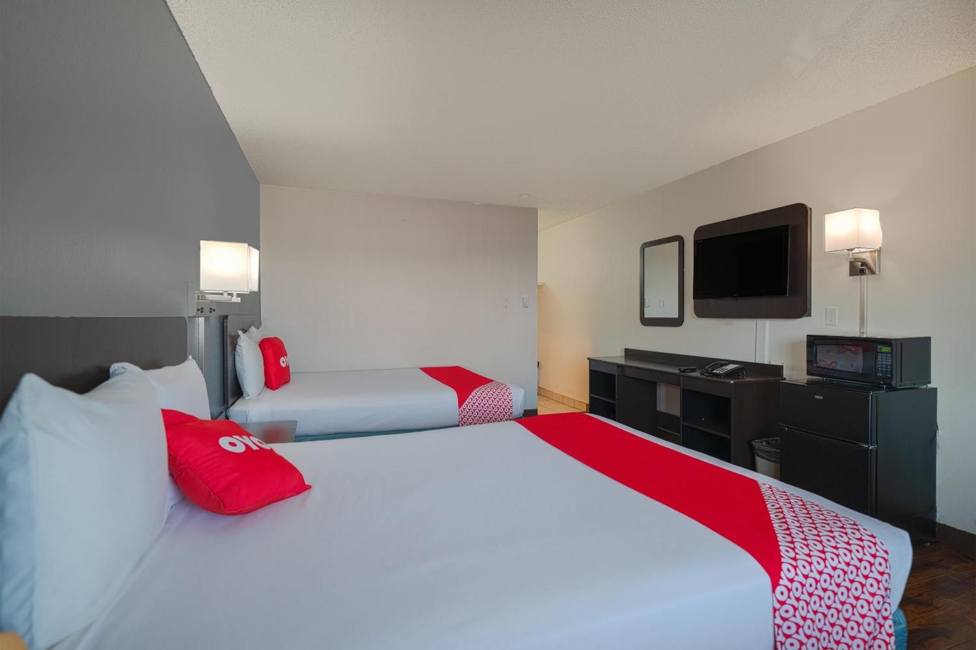Oyo Hotel St Helens Or Сент-Хеленс Экстерьер фото